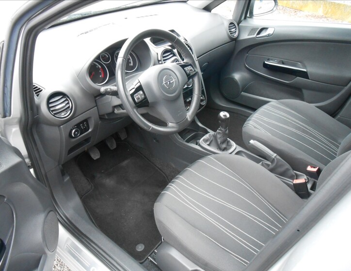 Opel Corsa 9