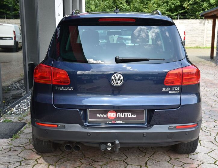 Volkswagen Tiguan 8