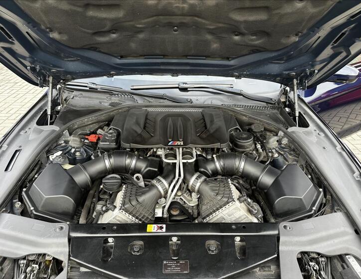 BMW M6 19