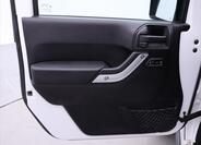 Jeep Wrangler 10