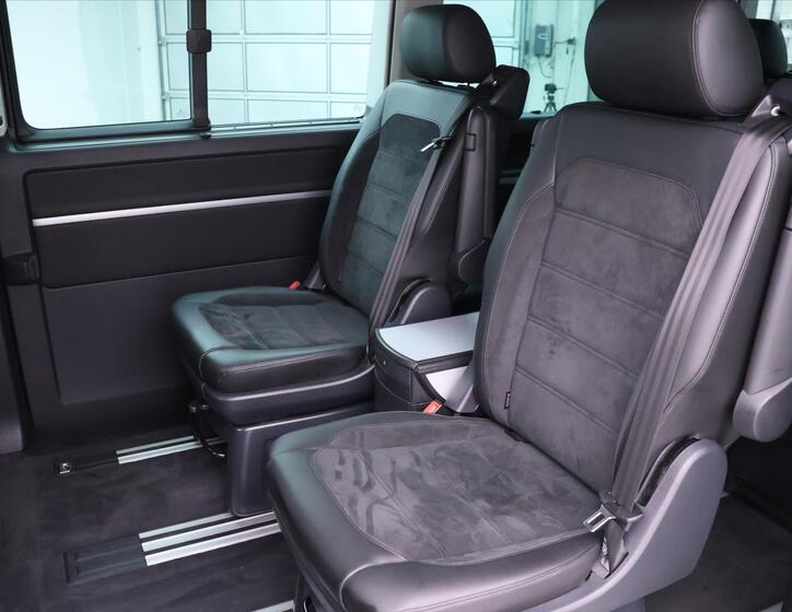Volkswagen Multivan 20