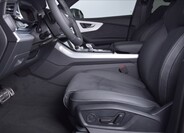 Audi Q8 13