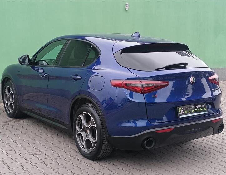 Alfa Romeo Stelvio 15