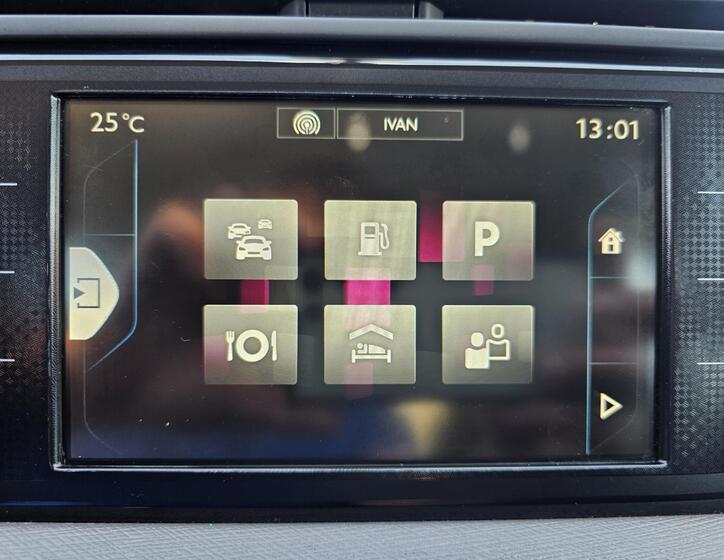 Citroën Grand C4 Picasso 32
