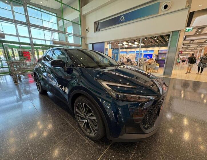 Toyota C-HR 1