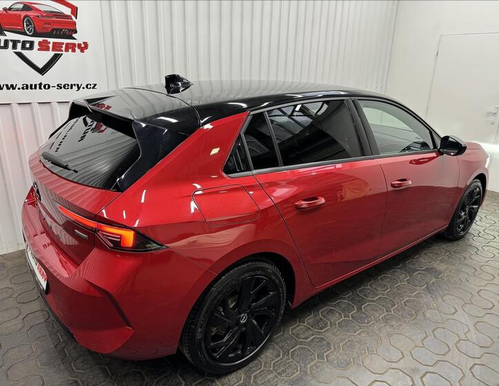 Opel Astra 8