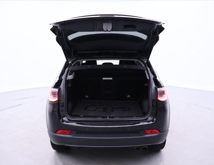 Jeep Compass 9