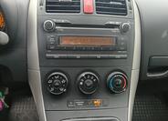 Toyota Auris 18