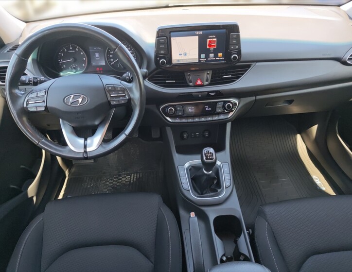 Hyundai i30 8
