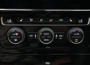 Volkswagen Golf 26