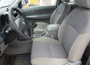 Toyota Hilux 12