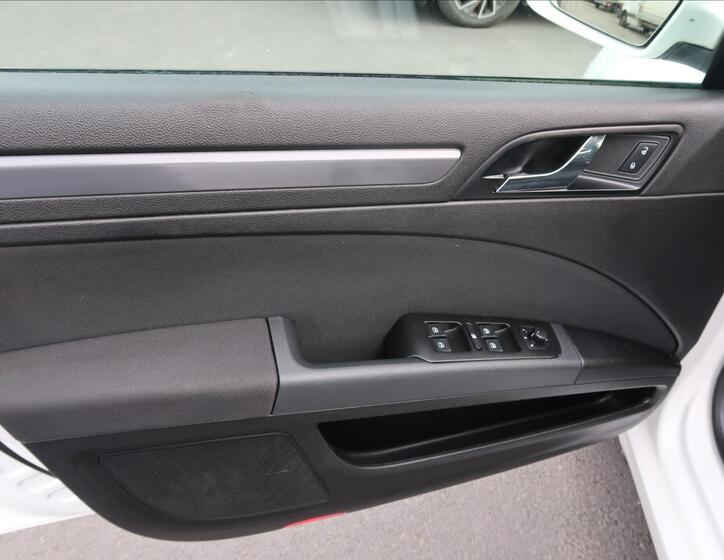 Škoda Superb 18