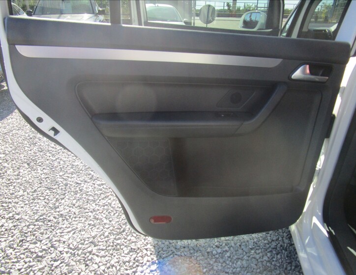 Volkswagen Touran 32