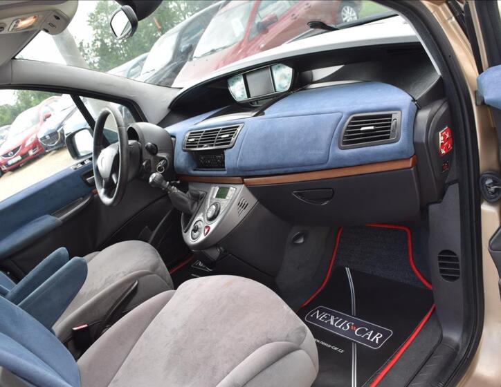 Lancia Phedra 22