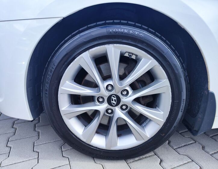 Hyundai i40 30