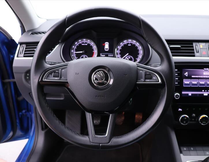Škoda Octavia 19
