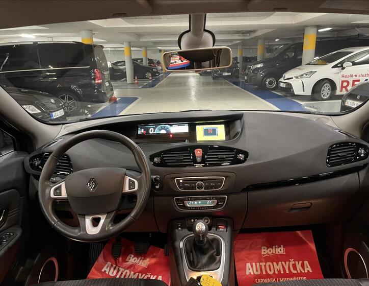 Renault Scénic 25