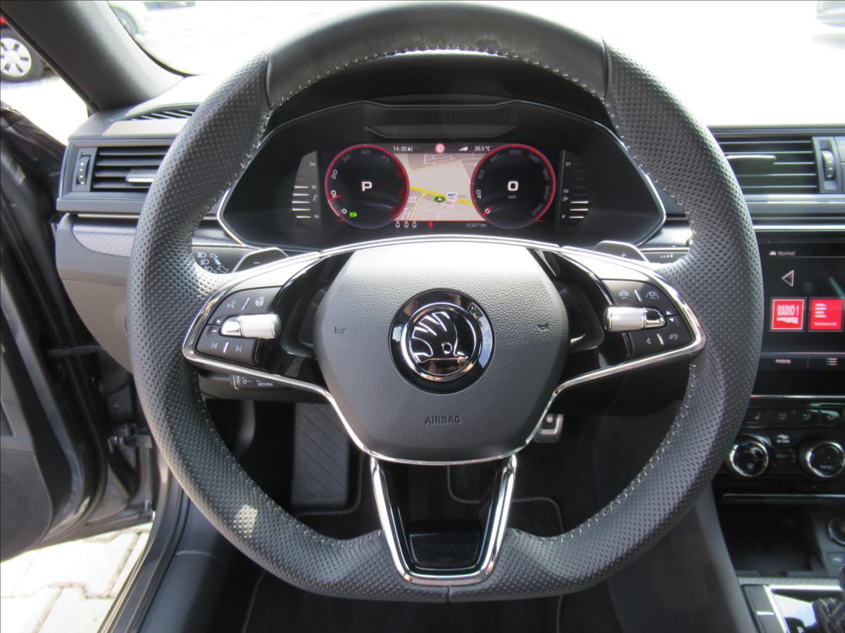 Škoda Superb
