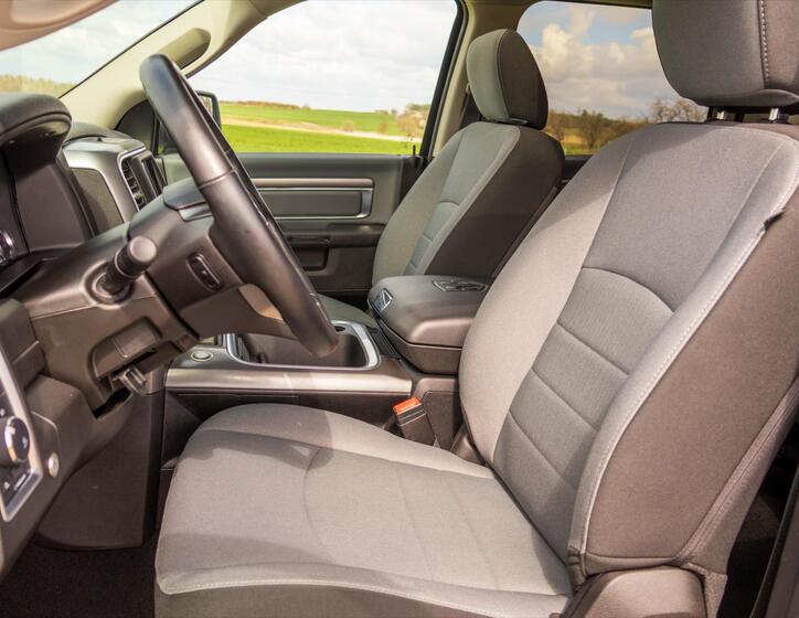 Dodge RAM 10