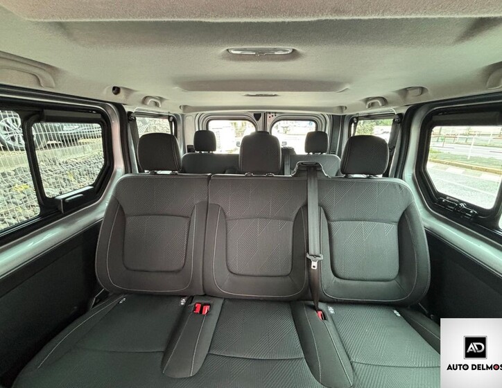 Renault Trafic 53