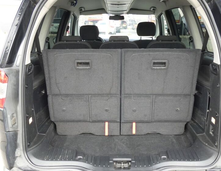 Ford Galaxy 35