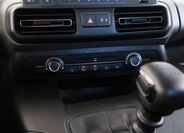 Peugeot Rifter 17