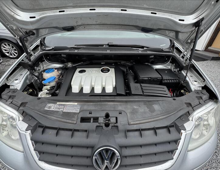 Volkswagen Touran 28