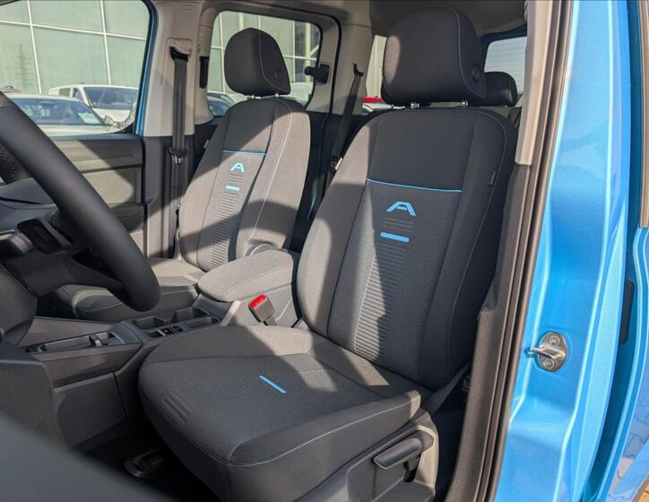 Ford Tourneo Connect 13