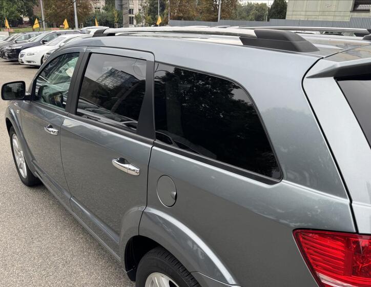 Dodge Journey 8