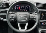 Audi Q3 8