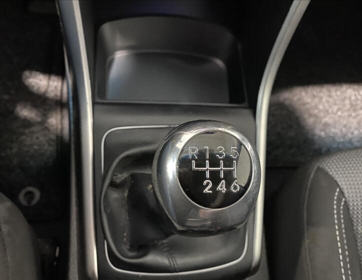 Hyundai i30 18