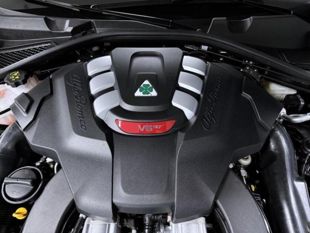 Alfa Romeo Giulia 7