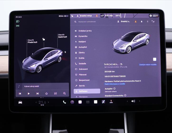 Tesla Model 3 22