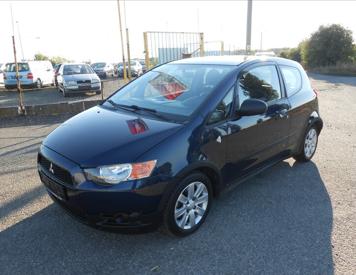 Mitsubishi Colt 1