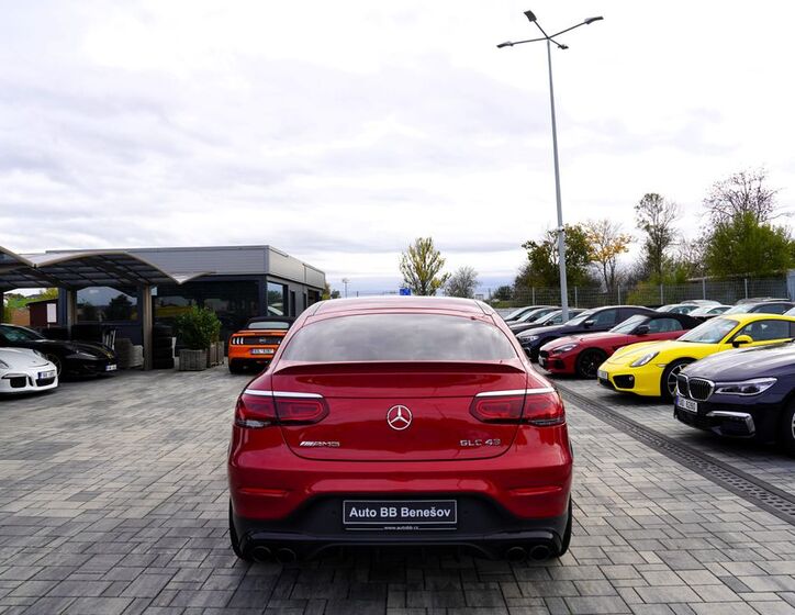 Mercedes-Benz GLC 5