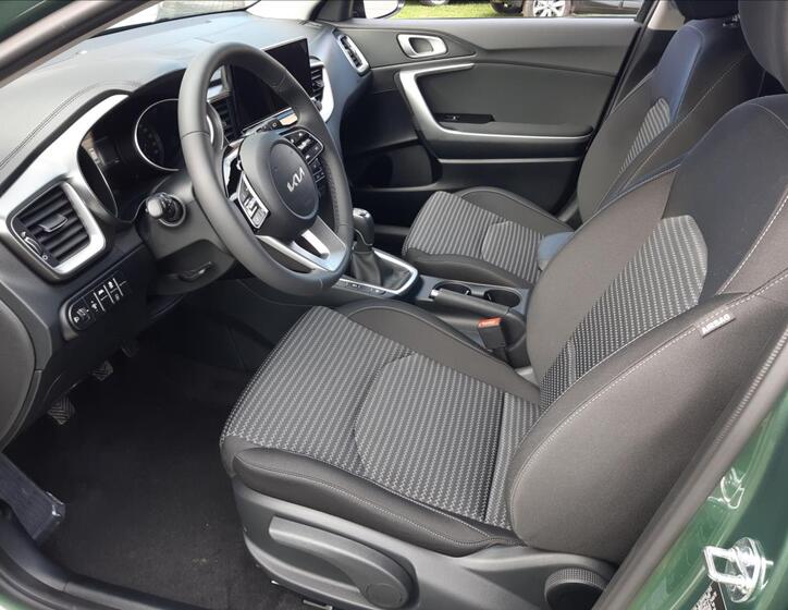 KIA Ceed 11