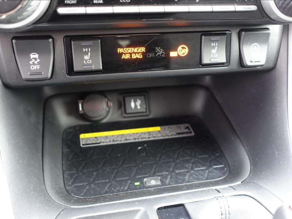 Toyota RAV4 23