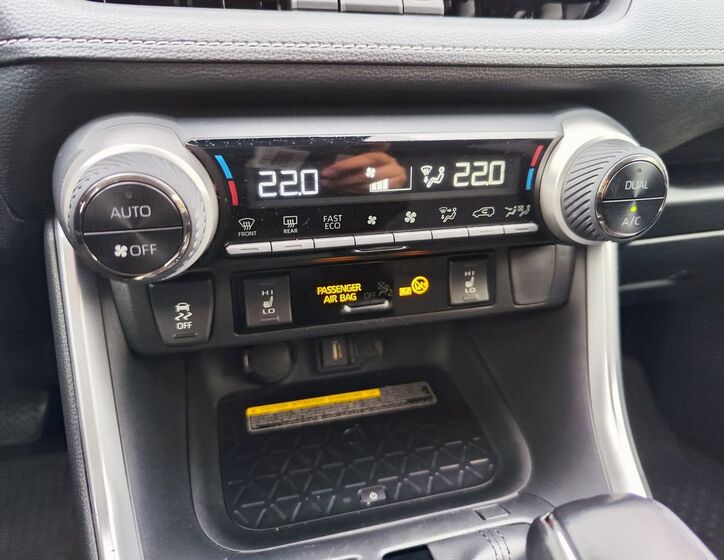 Toyota RAV4 21