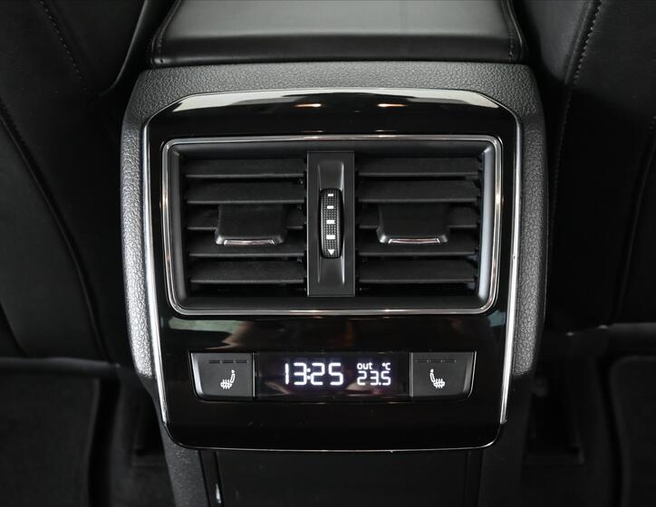 Škoda Superb 23