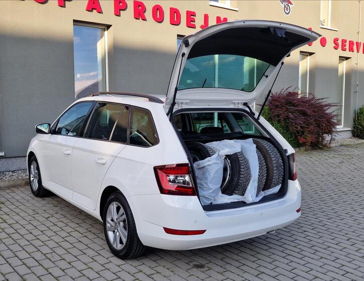 Škoda Fabia 40