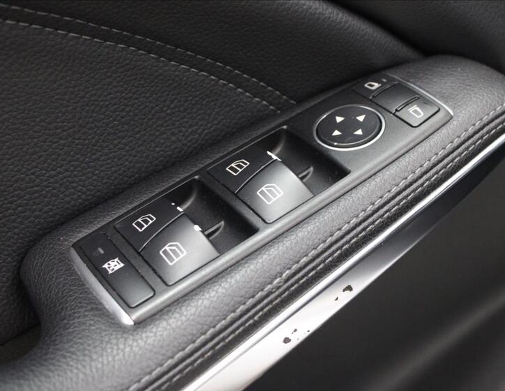 Mercedes-Benz CLA 15