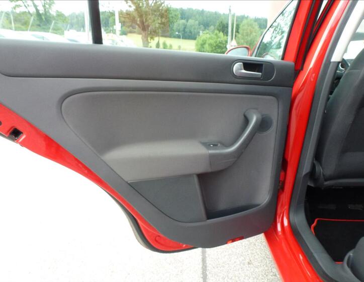 Volkswagen Golf Plus 17