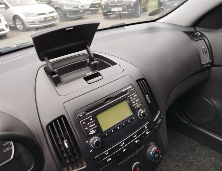 Hyundai i30 18
