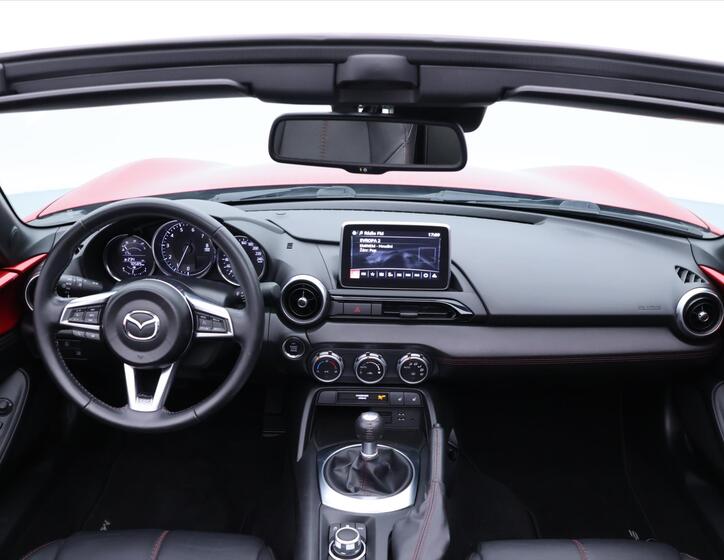Mazda MX-5 37