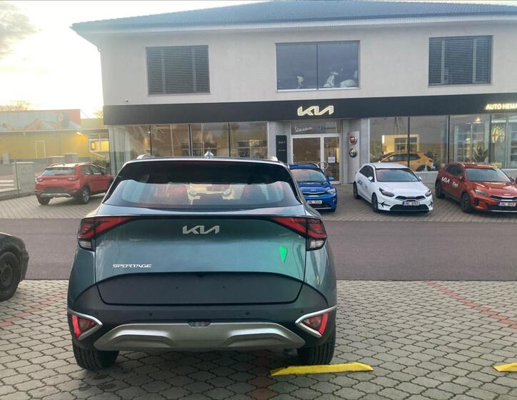 KIA Sportage 4