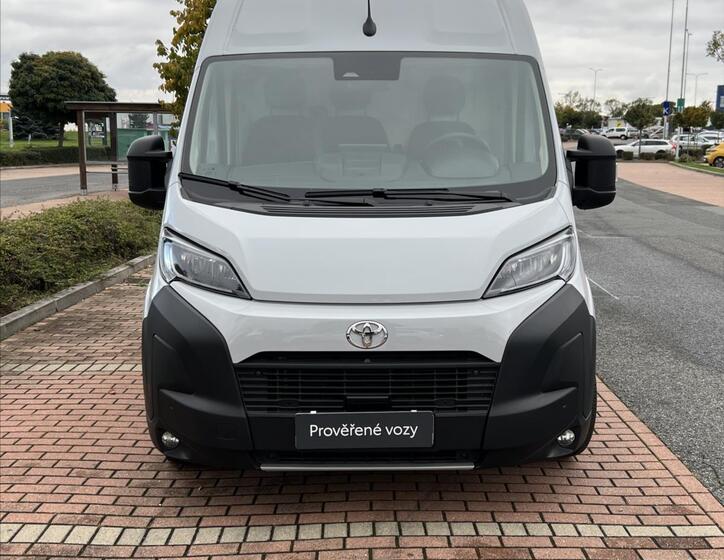 Toyota ProAce 4