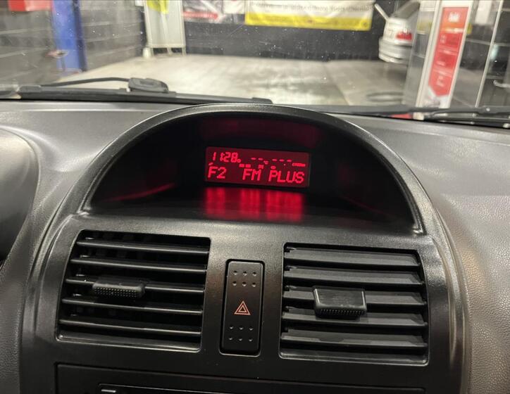 Subaru Justy 21