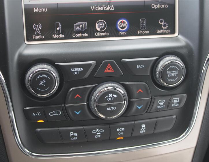 Jeep Grand Cherokee 20