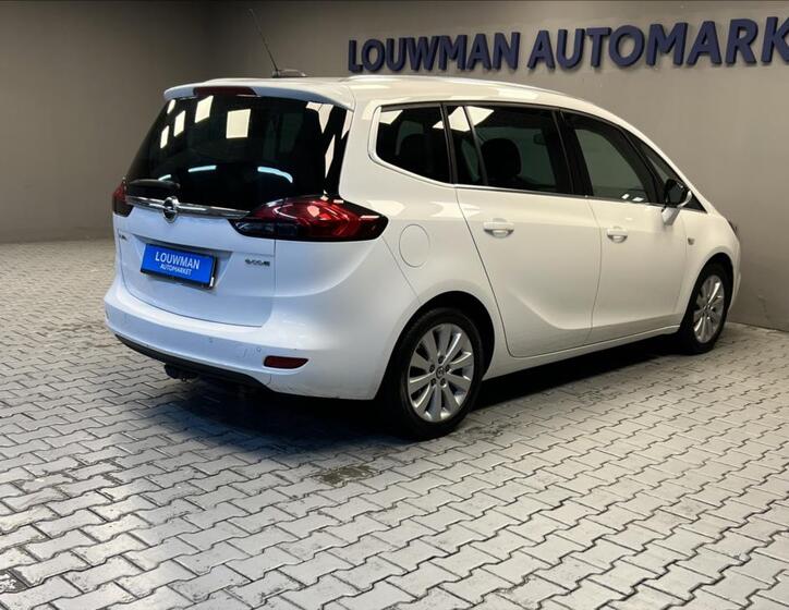 Opel Zafira 2