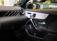 Mercedes-Benz Třídy A 12